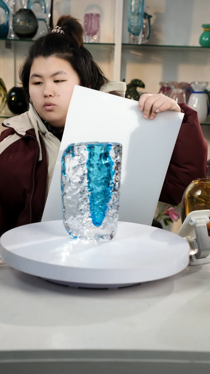 【闪购商品】琉璃【弘扬】高20轻奢琉璃花器正常手工痕迹