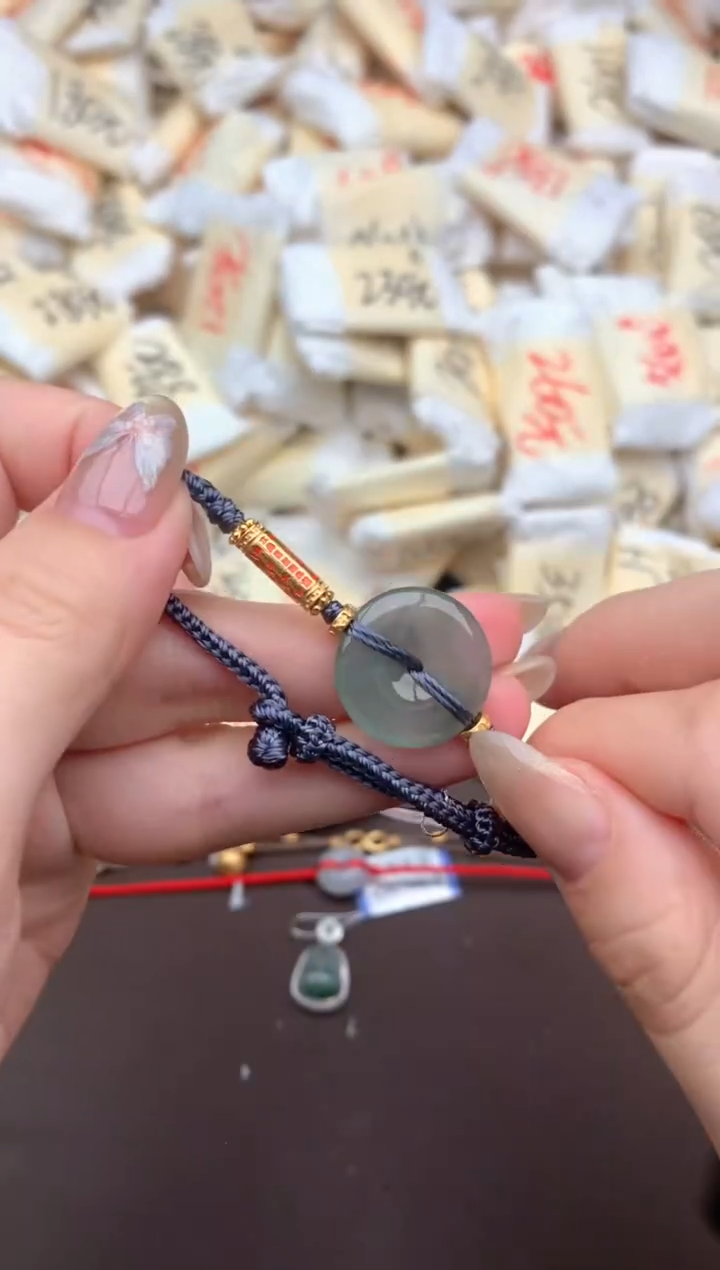 【闪购商品】翡翠挂件未镶嵌—