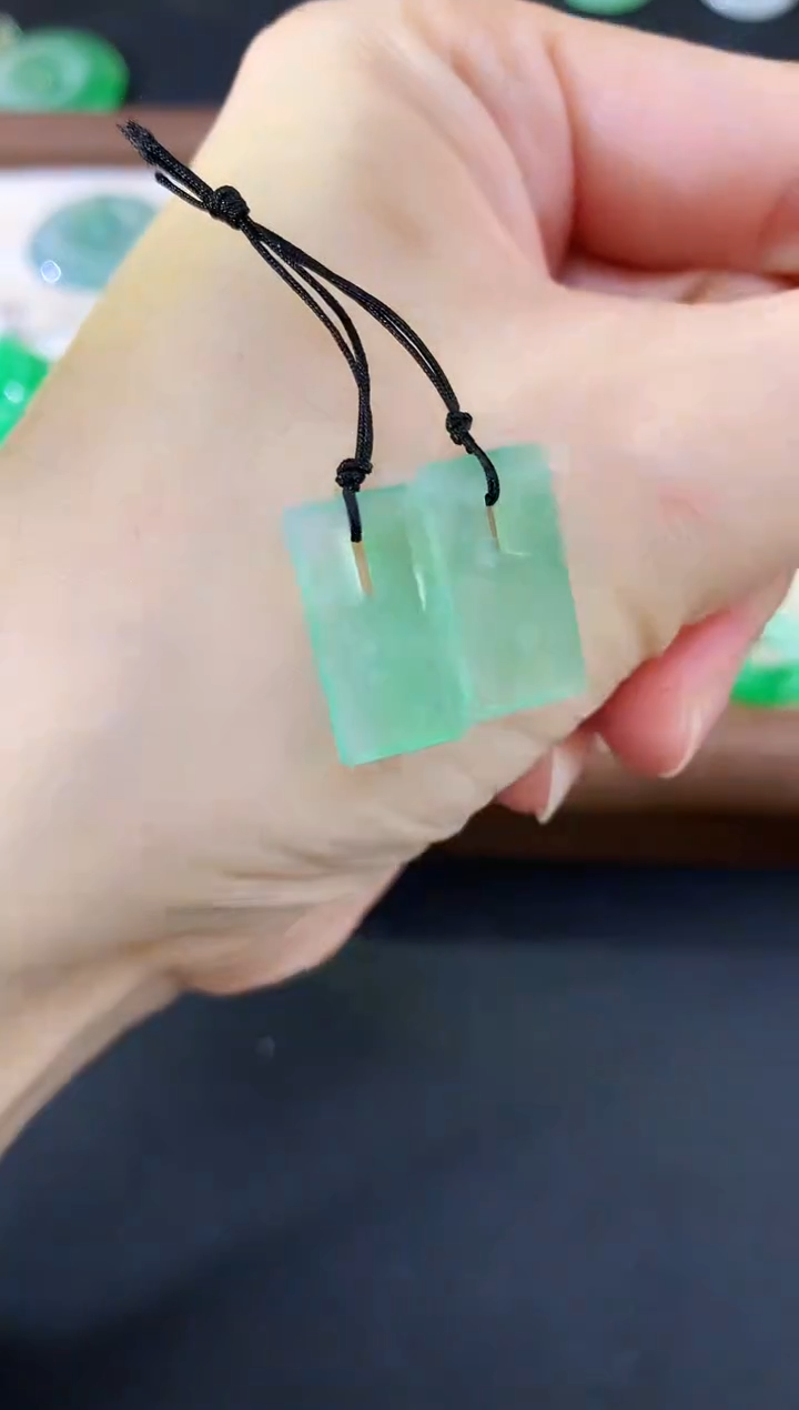 未镶嵌翡翠耳饰219买断场不退不换|2680