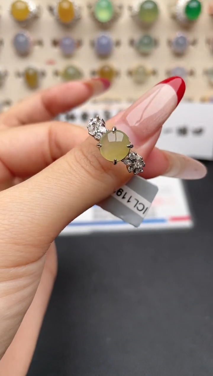 【闪购商品】翡翠戒指银S925镶嵌一物一证一礼盒