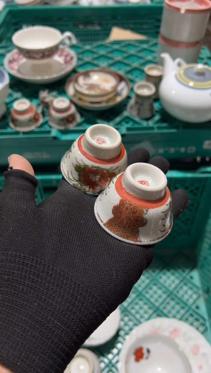 @*琳艾琳  中古商品默认瑕疵 完美主义者慎拍