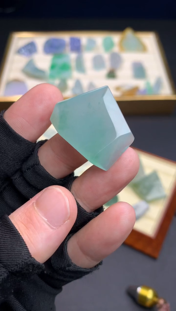 定制翡翠未镶嵌              