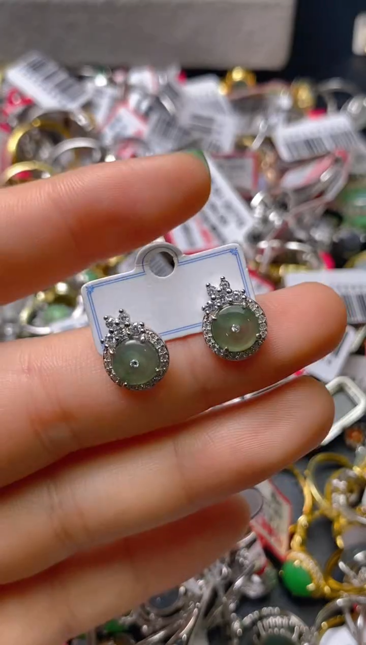 银S925镶嵌戒指翡翠百内无证书