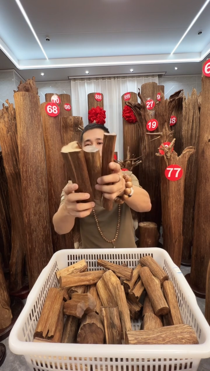 沉香沉香碎屑沉香原料