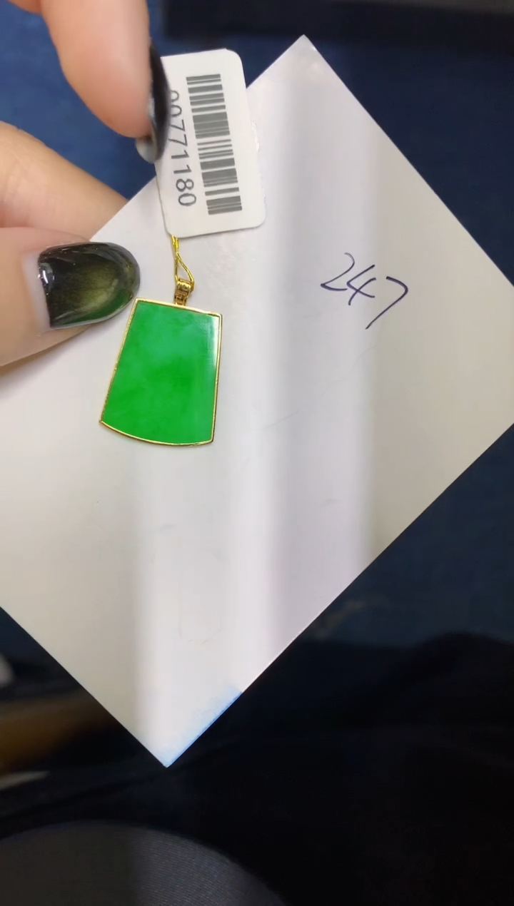 【闪购商品】翡翠18K金镶嵌颈饰00000000000