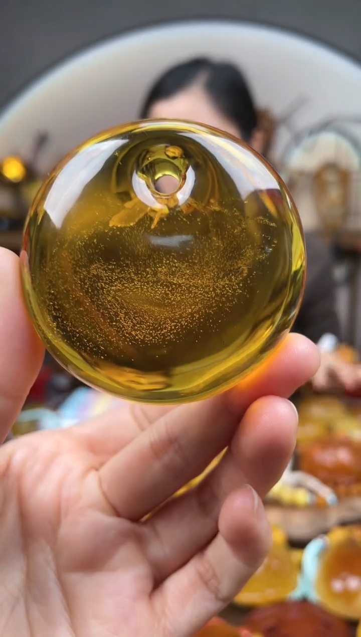 【闪购商品】琥珀裸石未镶嵌首饰 假1赔4 （多样性发货1件