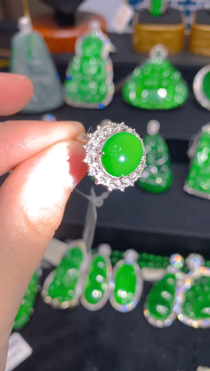 【闪购商品】翡翠戒指银S925镶嵌42一季