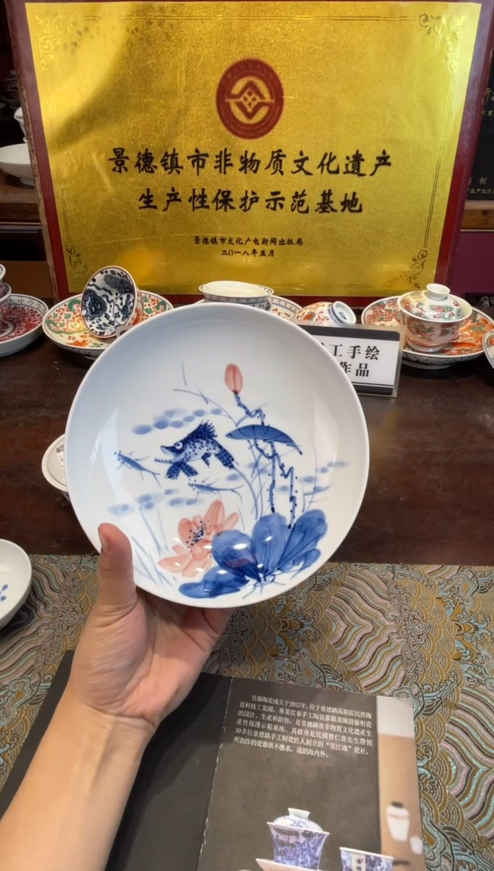 杯子瓷景德镇源头工厂生产，手工手绘