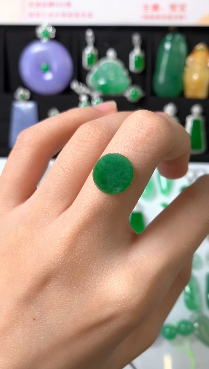 未镶嵌定制翡翠裸石（镶嵌定制）