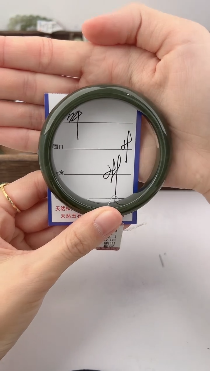 未镶嵌手镯和田玉34颜色微差无瑕疵