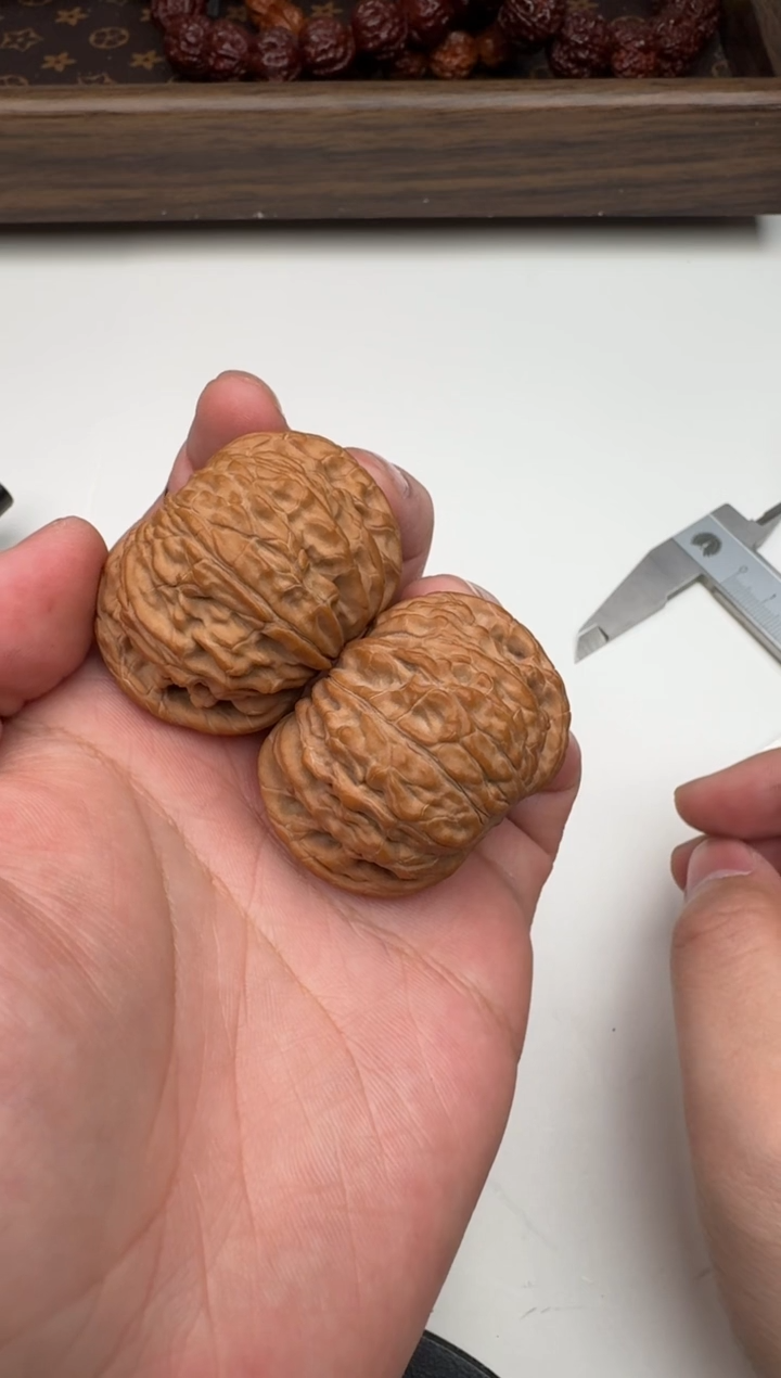 【闪购商品】文玩核桃把件核桃