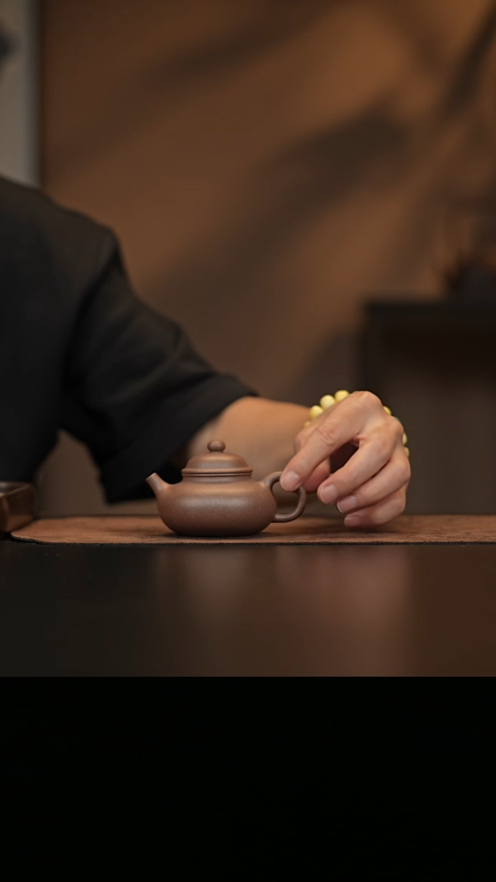 允禾斋 紫砂壶  容天