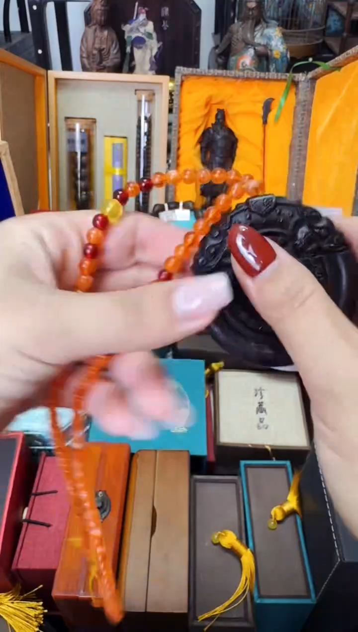 【闪购商品】蜜蜡颈饰未镶嵌老板娘推荐------------