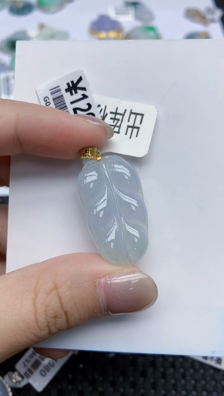 【闪购商品】翡翠颈饰18K金镶嵌天然翡翠A货