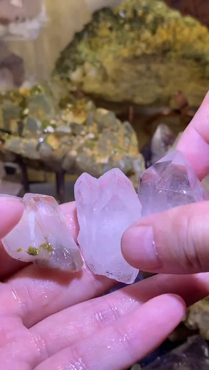 未镶嵌珠宝半成品水晶?****?3颗