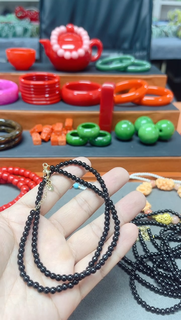 10号精品黑色圆珠项链