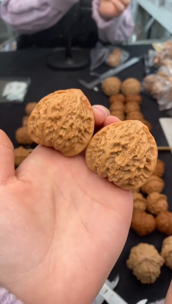 【闪购商品】文玩核桃把件金牛40-t894