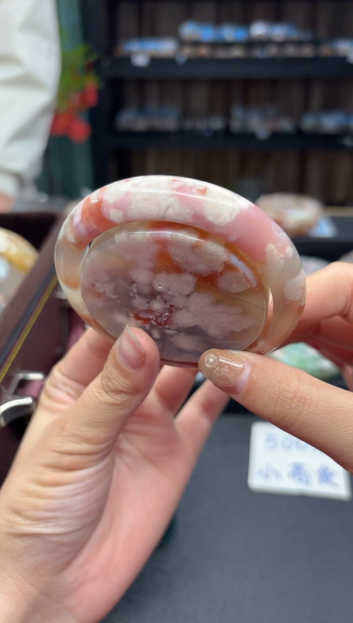 【闪购商品】石英质玉手镯未镶嵌130（61圈赠送镯心）