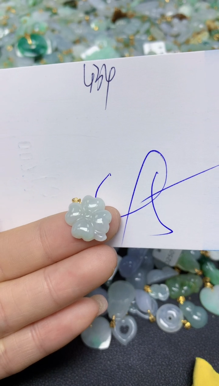 【闪购商品】翡翠挂件18K金镶嵌 天然翡翠A货