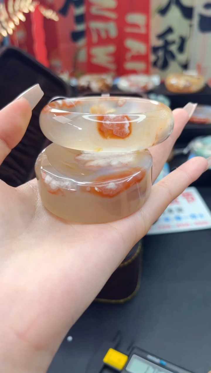 【闪购商品】石英质玉手镯未镶嵌赠送镯心（58圈口）