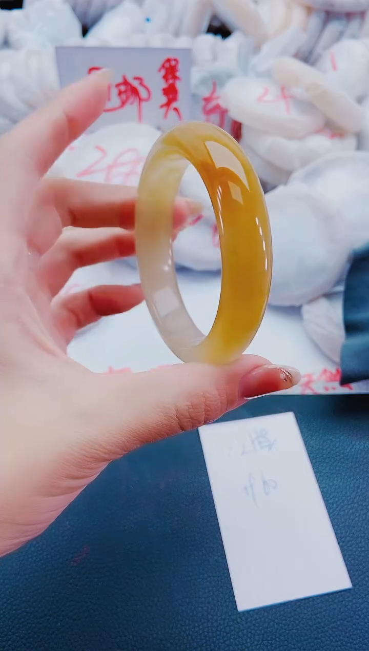 未镶嵌手镯石英质玉L120-59-60