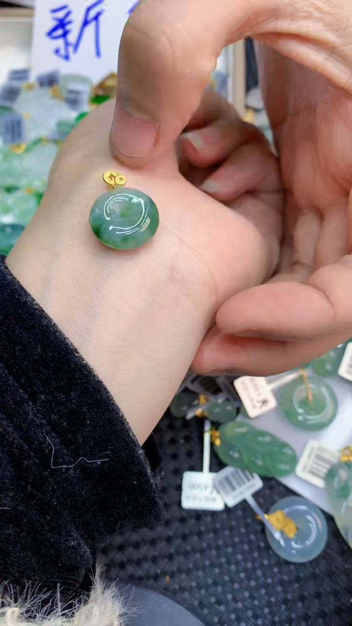 【闪购商品】翡翠颈饰银S925镶嵌            8