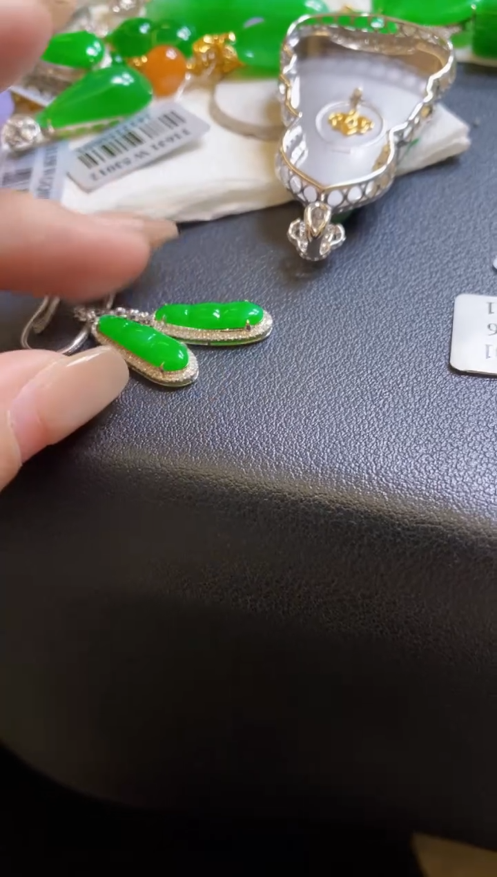 【闪购商品】定制翡翠18K金镶嵌耳