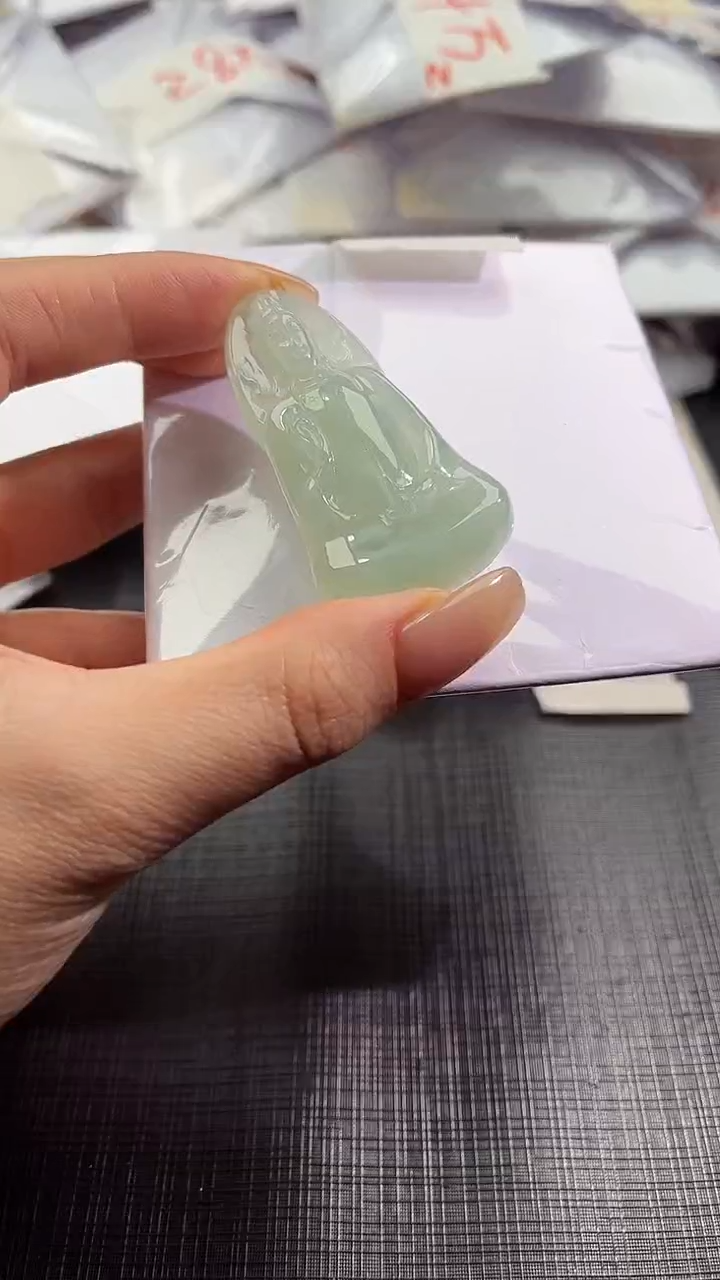 【闪购商品】翡翠颈饰未镶嵌100648779