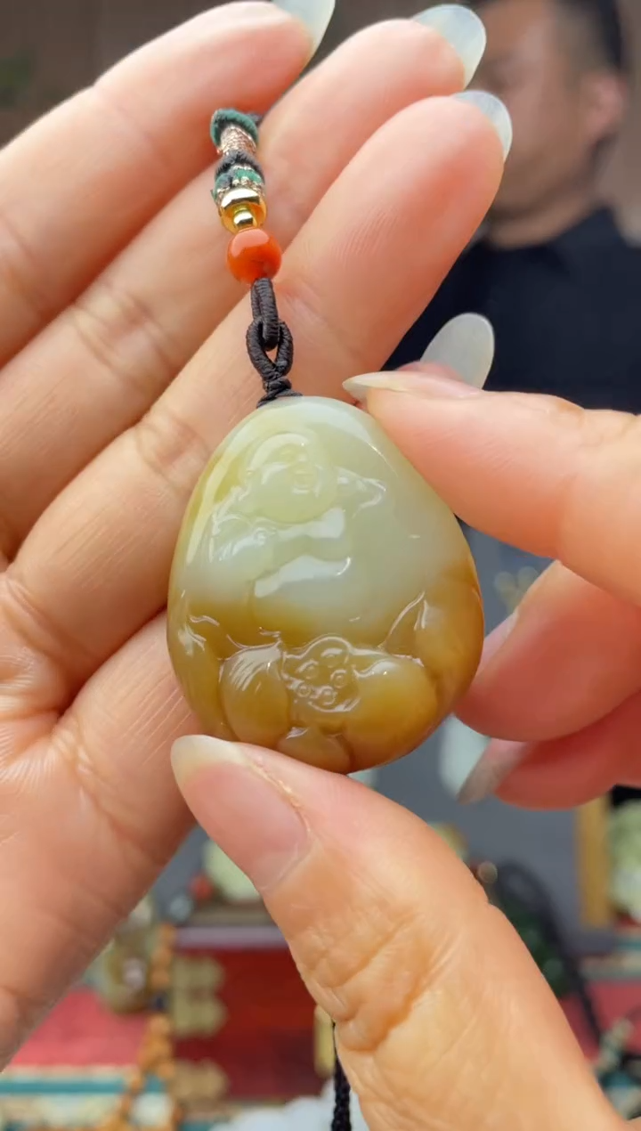 颈饰未镶嵌和田玉拍一发一