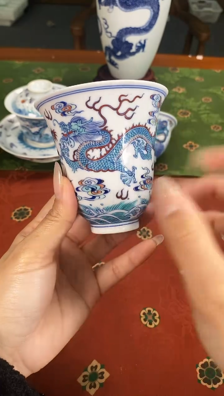 【闪购商品】斗彩女将军涂杏花仰钟杯