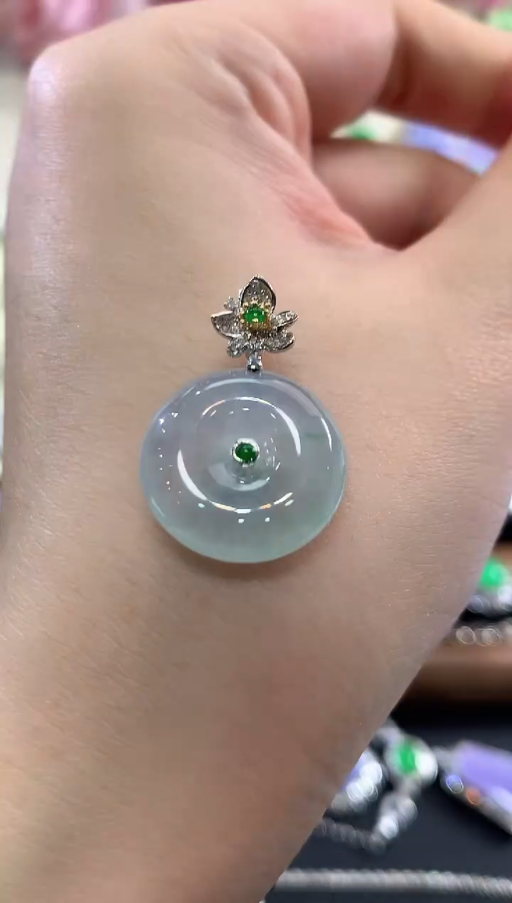 项链18K金镶嵌翡翠d14  