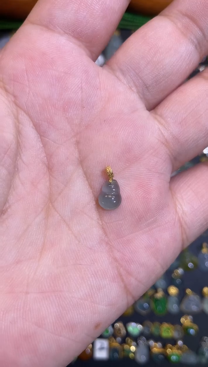 翡翠18K金镶嵌吊坠(不含链)1