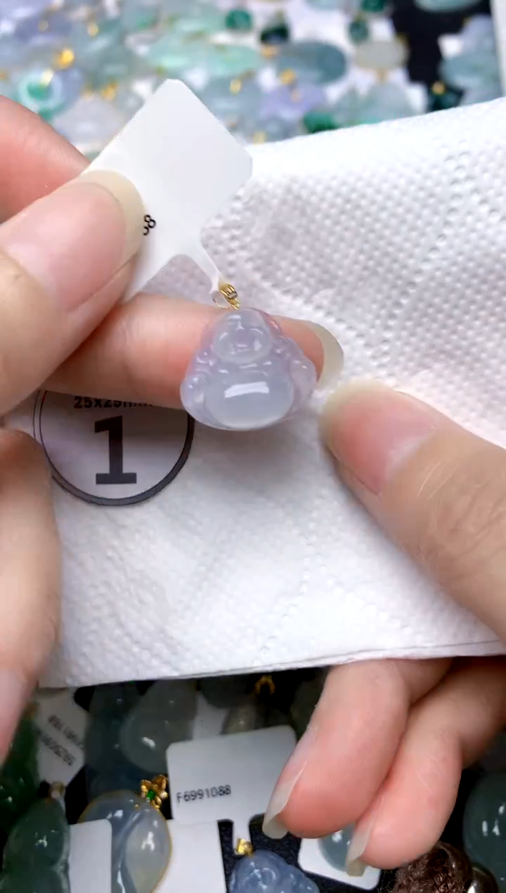 颈饰18K金镶嵌翡翠天然A货翡翠