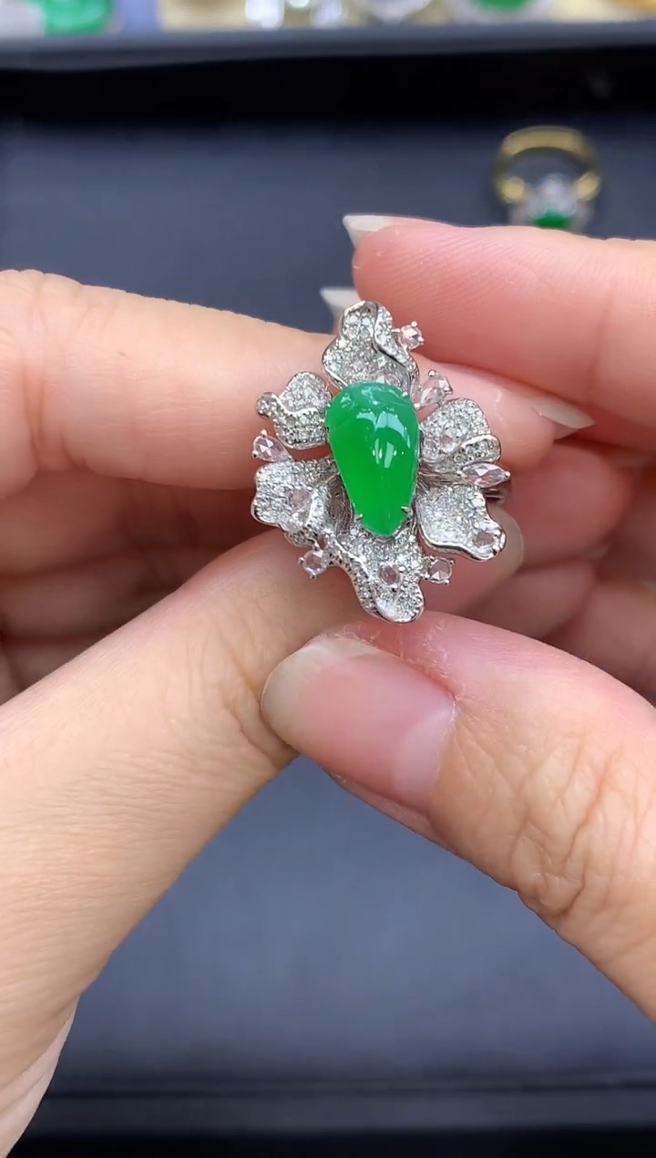 18K金镶嵌戒指翡翠752-中国好珍宝