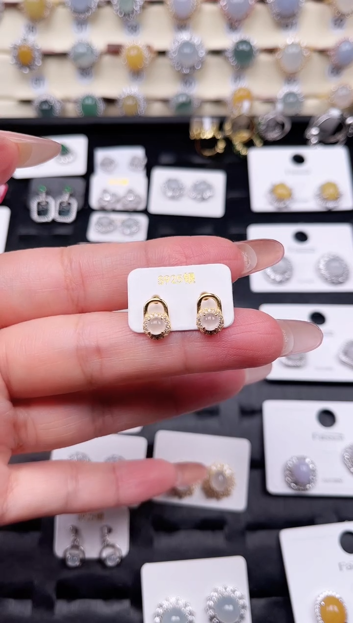 【闪购商品】翡翠耳饰银S925镶嵌耳钉