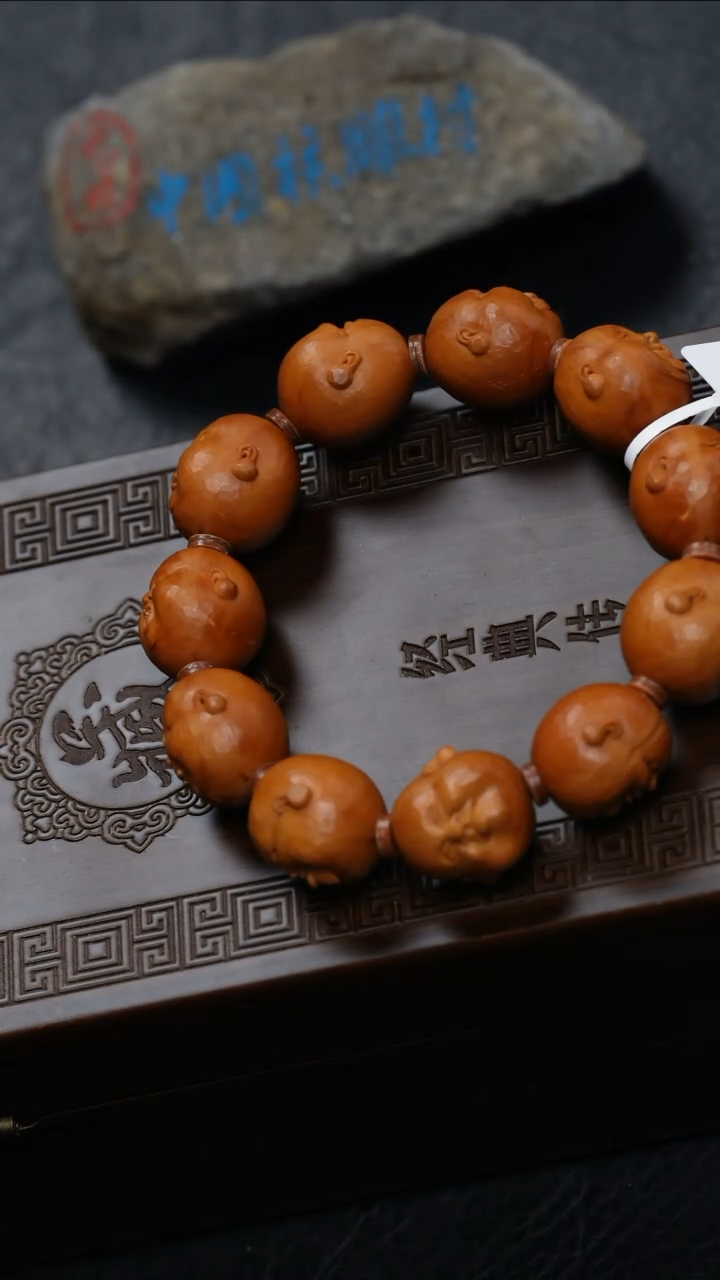 【闪购商品】橄榄核吊坠橄榄核