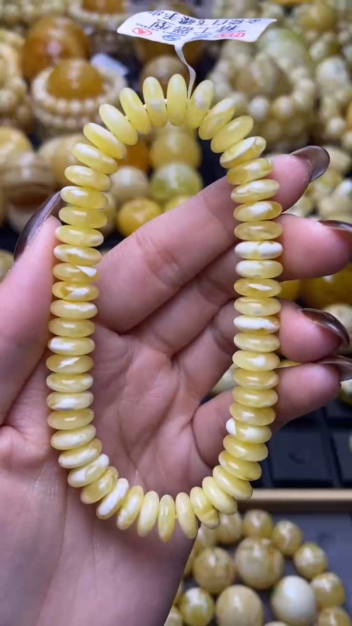 【闪购商品】琥珀裸石未镶嵌蜜蜡.77