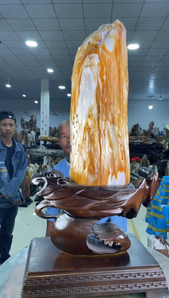 【闪购商品】硅化玉摆件未镶嵌95