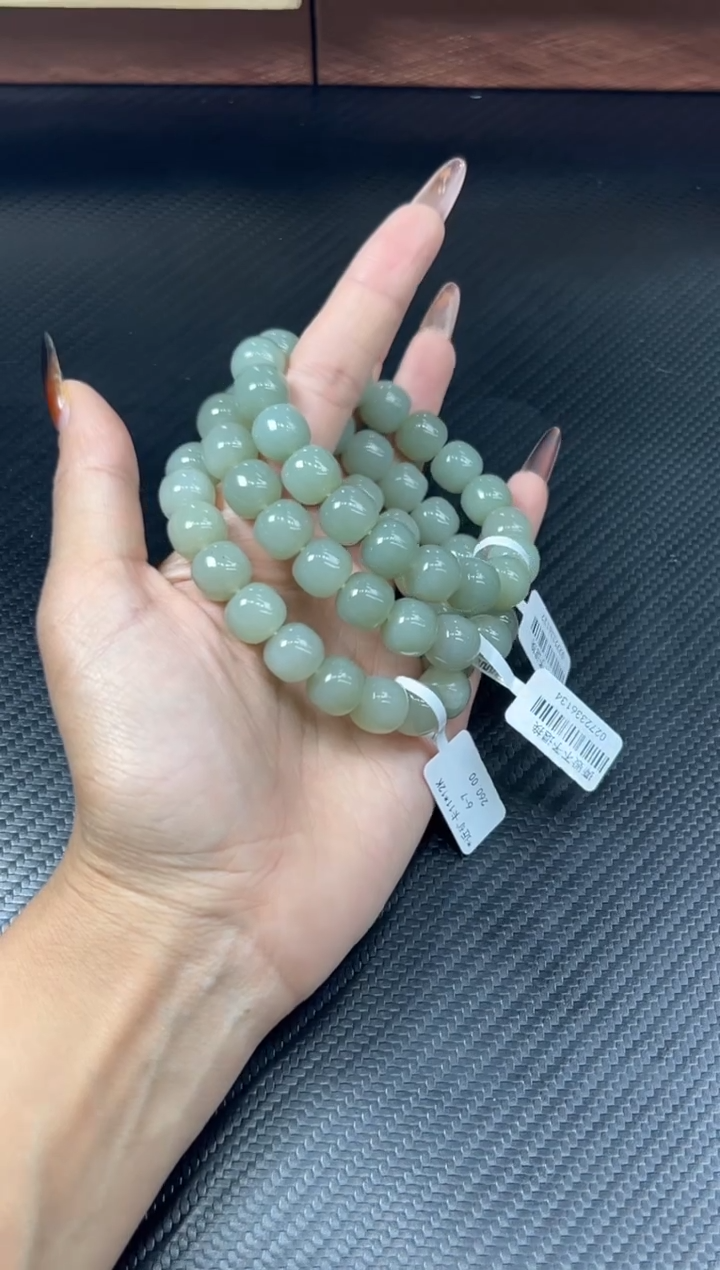 未镶嵌手串和田玉且末近矿微色差卡11*12K