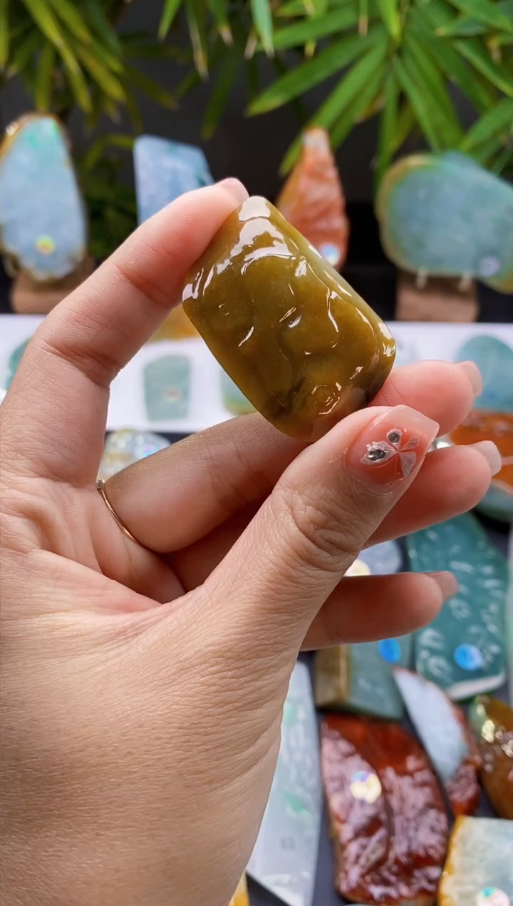 【闪购商品】定制翡翠未镶嵌翡翠