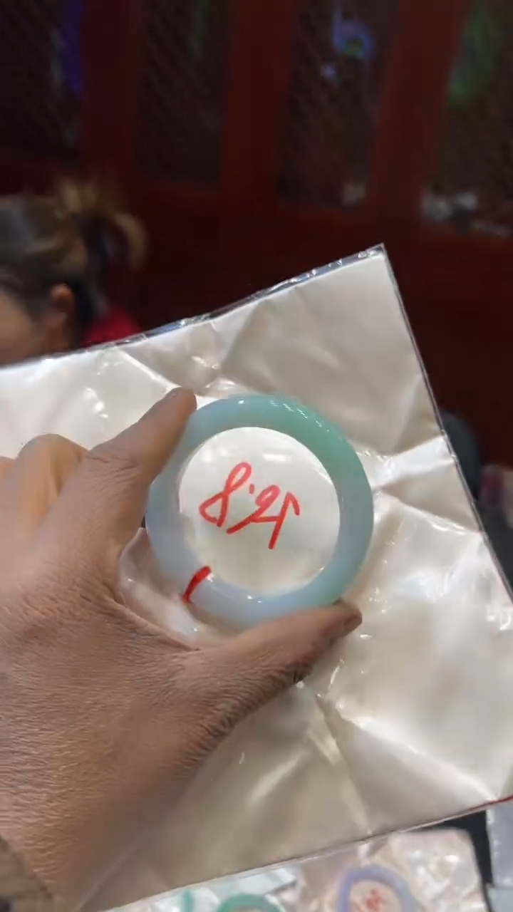 【闪购商品】翡翠手镯未镶嵌手镯