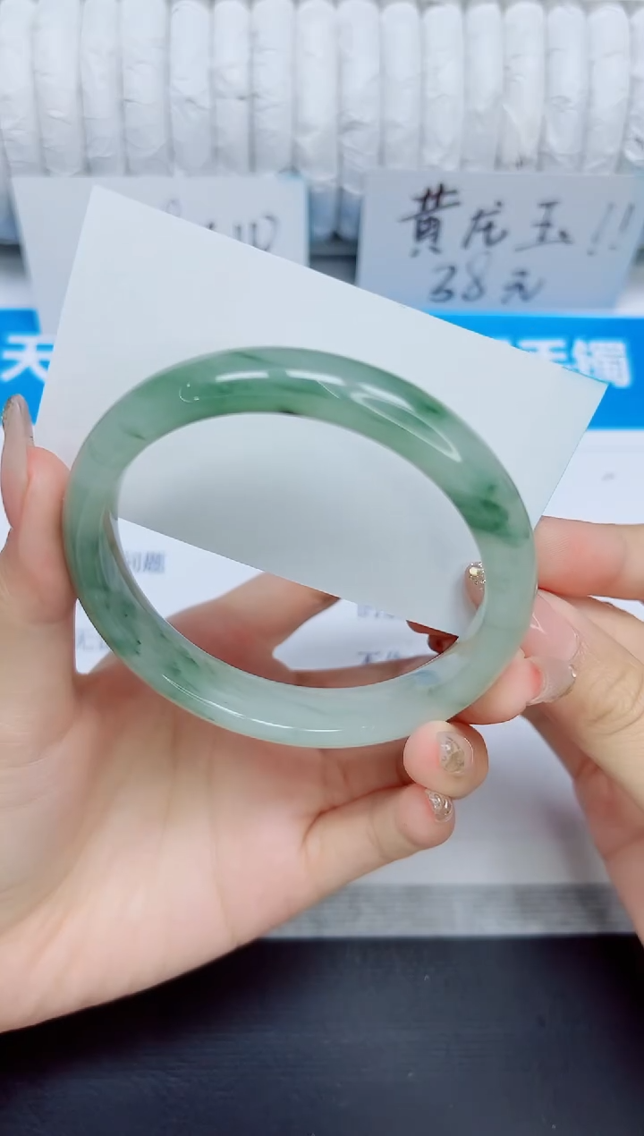石英质玉手镯未镶嵌1/64.5