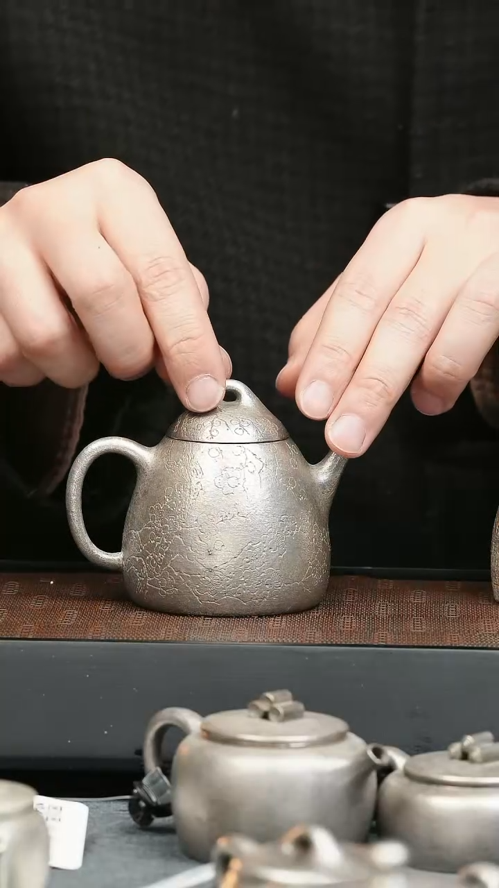 【闪购商品】紫砂茶壶五堂 银彩-秦权-梅花