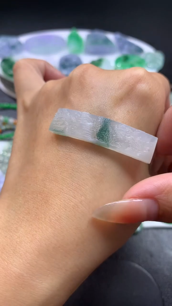 【闪购商品】定制翡翠未镶嵌翡翠