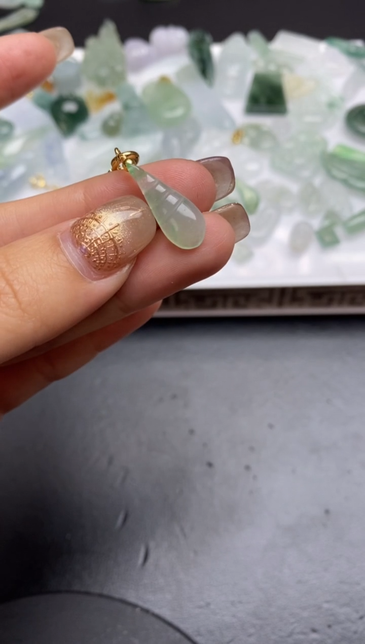 【闪购商品】定制翡翠未镶嵌翡翠毛货~