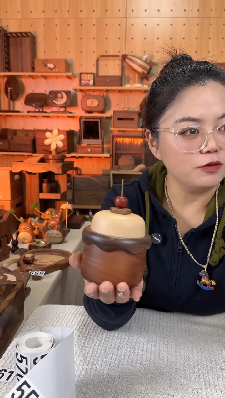 木乌檀木实木蛋糕收纳盒