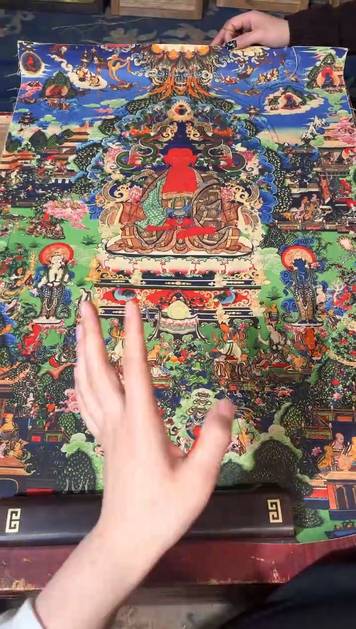 卷轴画龙妹的唐卡tk16