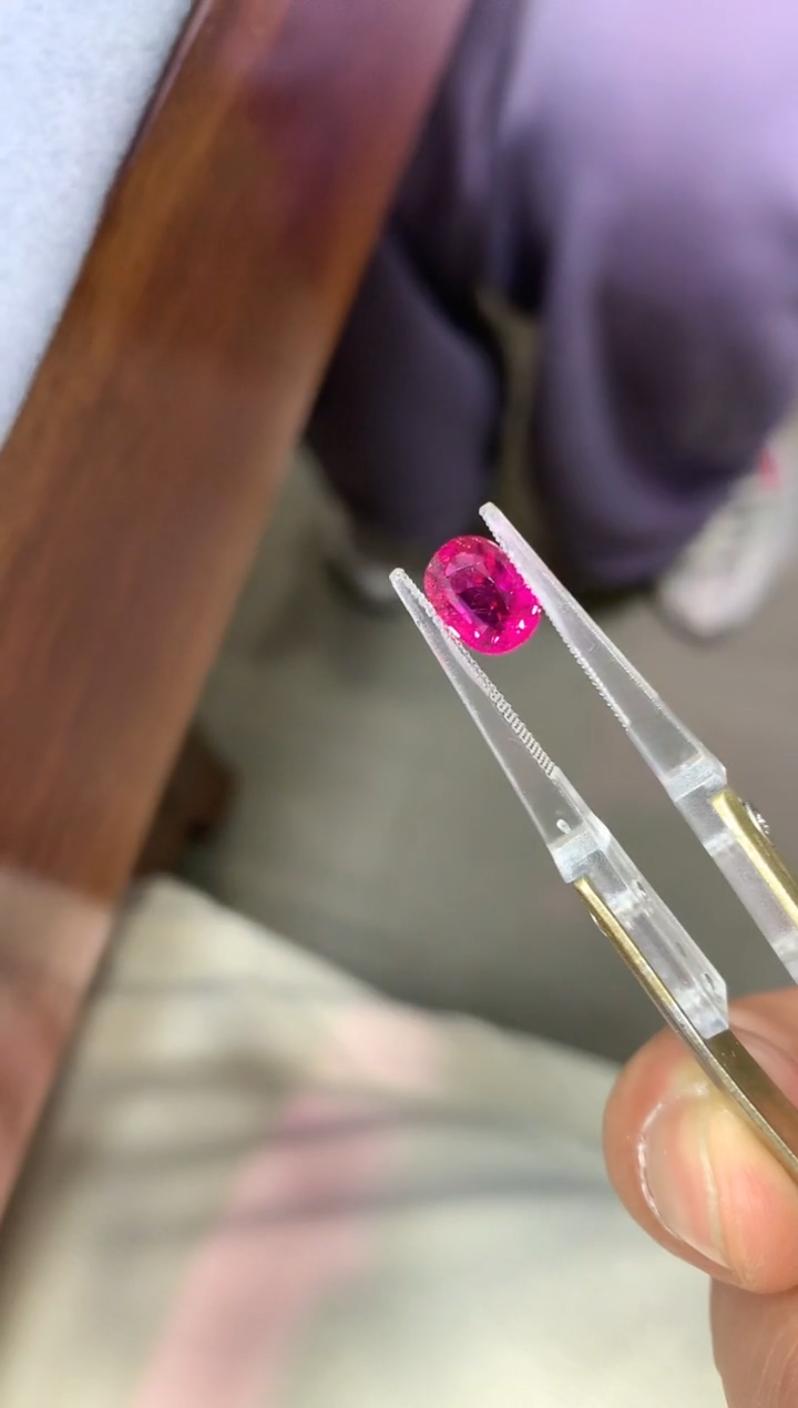 【闪购商品】碧玺裸石未镶嵌1.7ct 65