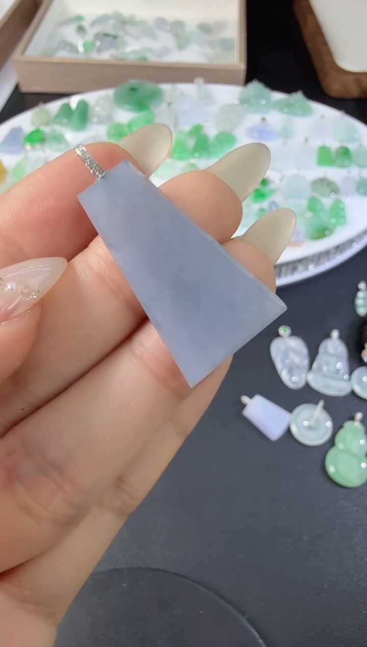 颈饰18K金镶嵌翡翠H1224-1501-667