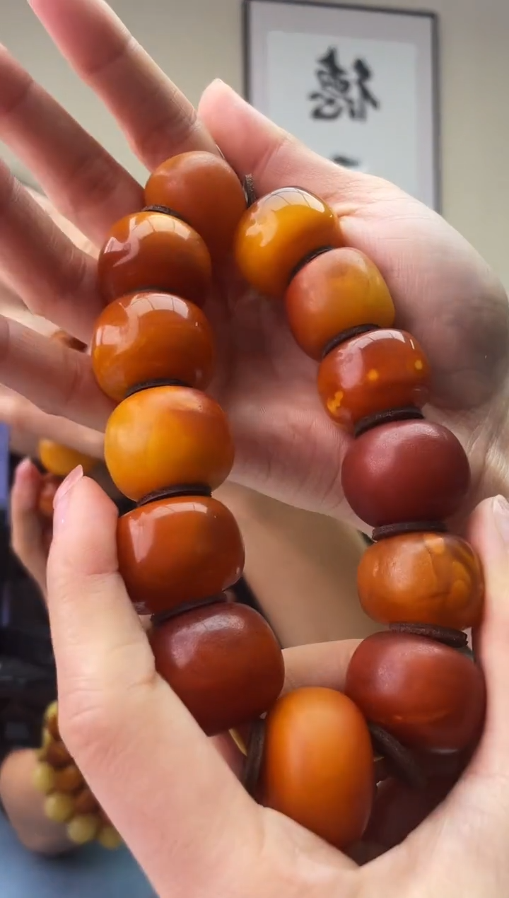 琥珀未镶嵌珠宝奇石T0101 25假一罚十，多样性发一件